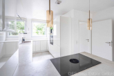 EG Küche mit Blick zum Eingang Diele - Großzügiges Reihenmittelhaus zum Wohlfühlen in familienfreundlicher ruhiger Wohnlage